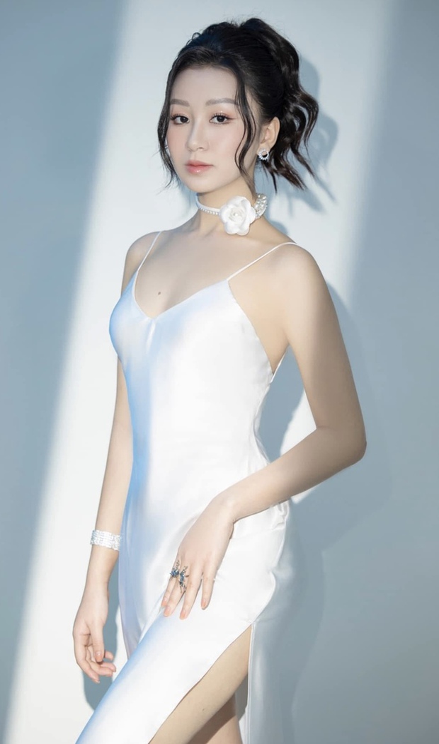 Hồ Yến Nhi - Á Khôi 2 Hoa khôi Áo dài Việt Nam 2022 là ai?-3