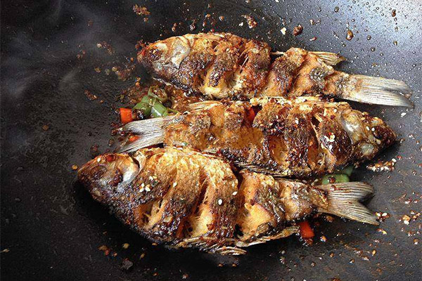 Các con gắp không ngừng đũa với cách làm nem ốc nóng giòn, thơm ngon đặc biệt của mẹ đảm-12