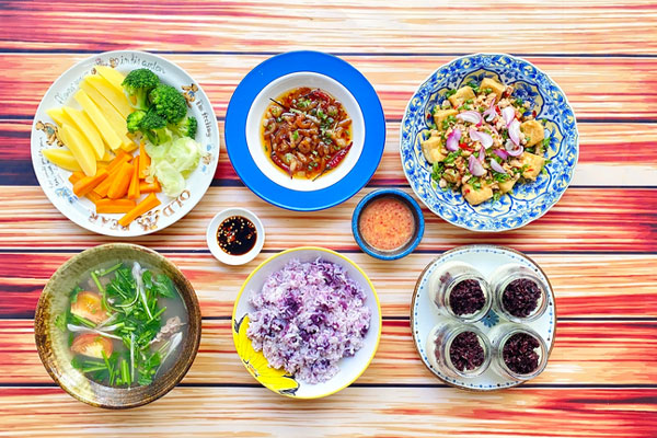 Bí kíp xào rau muống giòn tan, xanh mướt-6