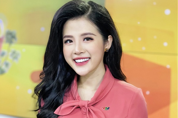 BTV Hải Yến VTV: Chồng tôi làm nhà nước, không phải đại gia-11