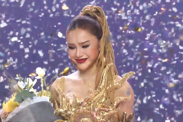 Quán quân The New Mentor Lê Thu Trang: Sở hữu nhan sắc chuẩn Hoa hậu, style ngoài đời cực cháy-1