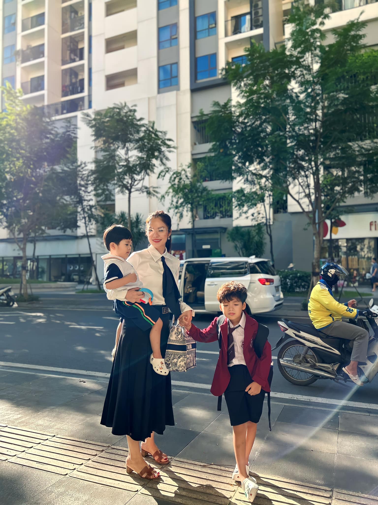 Cuộc sống của Dương Cẩm Lynh sau đổ vỡ tình cảm lần 2: Mỗi tháng tôi trả tiền lãi khoảng 200 triệu đồng-7