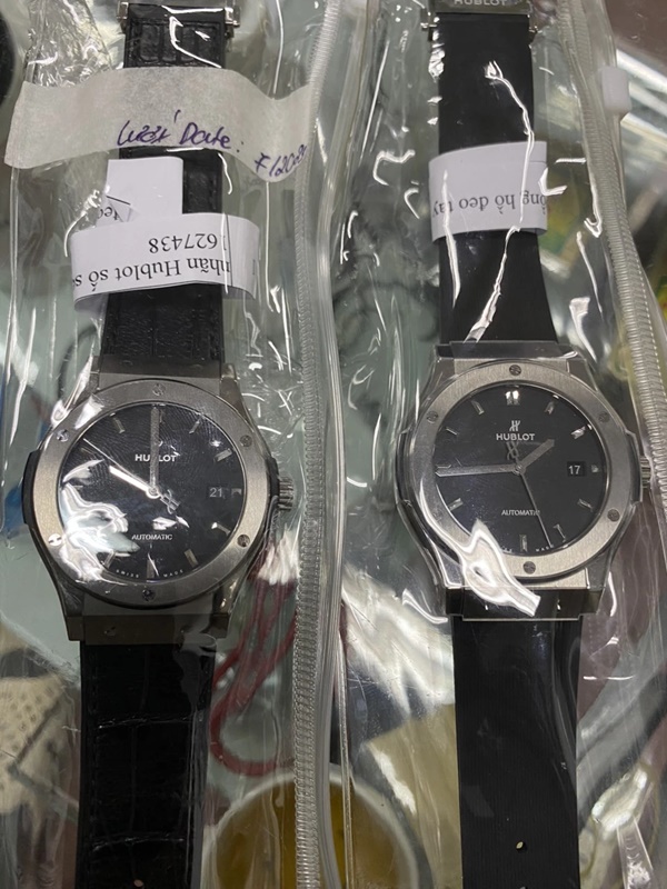 Hà Nội: Tạm giữ 37 đồng hồ hàng hiệu có giá trị hàng tỷ đồng-3