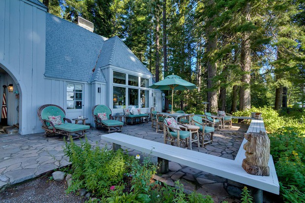 Ngắm không gian bên trong 2 căn biệt thự ven hồ trị giá 59 triệu USD của ông chủ Facebook-10