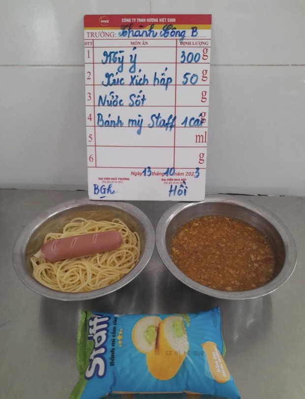 Nhiều học sinh tiểu học ở Hà Nội bị tiêu chảy, nôn ói: Nhà trường nói gì?-2