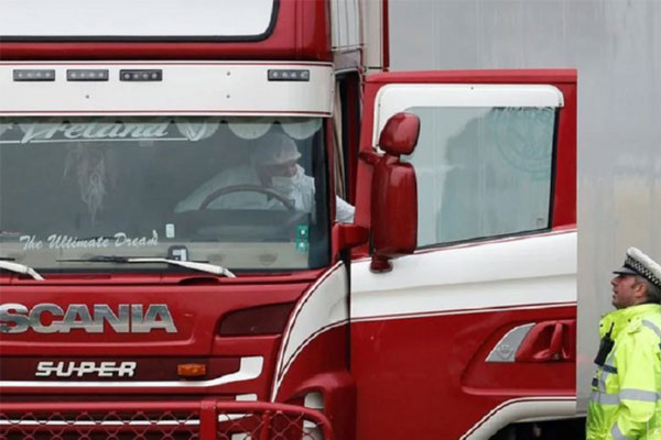 Cậu bé 6 tuổi tử vong sau khi rơi vào máy giặt đang hoạt động-2