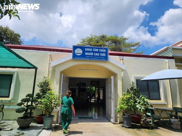 Du học sinh nghiện game đến loạn thần, chỉ mơ giải cứu hành tinh-2