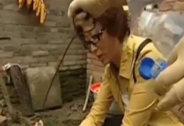 Bí ẩn ngôi làng tóc bạc ở Trung Quốc: Chuyên gia đến điều tra cũng bạc đầu theo-6