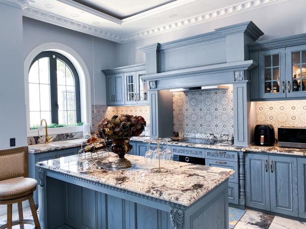 Ngoài cơ ngơi view triệu đô ở châu Âu, vợ chồng Đăng Khôi còn sở hữu khối tài sản khủng cỡ nào?-4