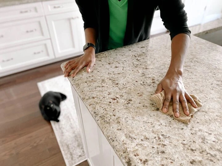 Quick guide to clean kitchen countertops-1