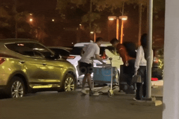 Quang Hải, Văn Hậu báo tin dữ với HLV Philippe Troussier-2