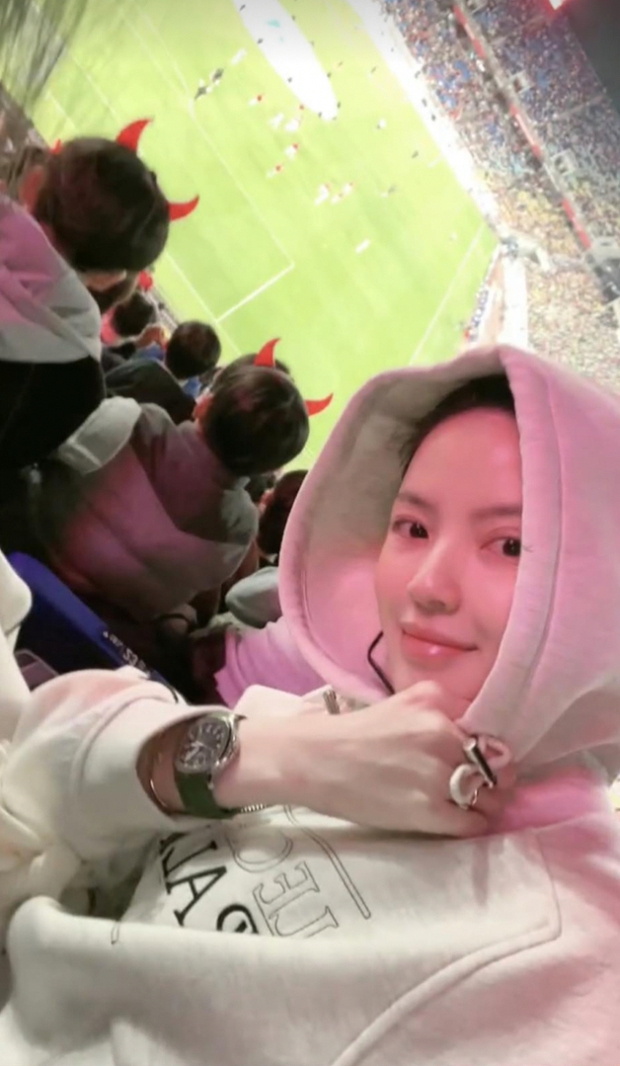 Chu Thanh Huyền lần đầu xuất hiện ở SVĐ sau ồn ào trên mạng, đi mua sắm sang chảnh ở Hàn Quốc-1