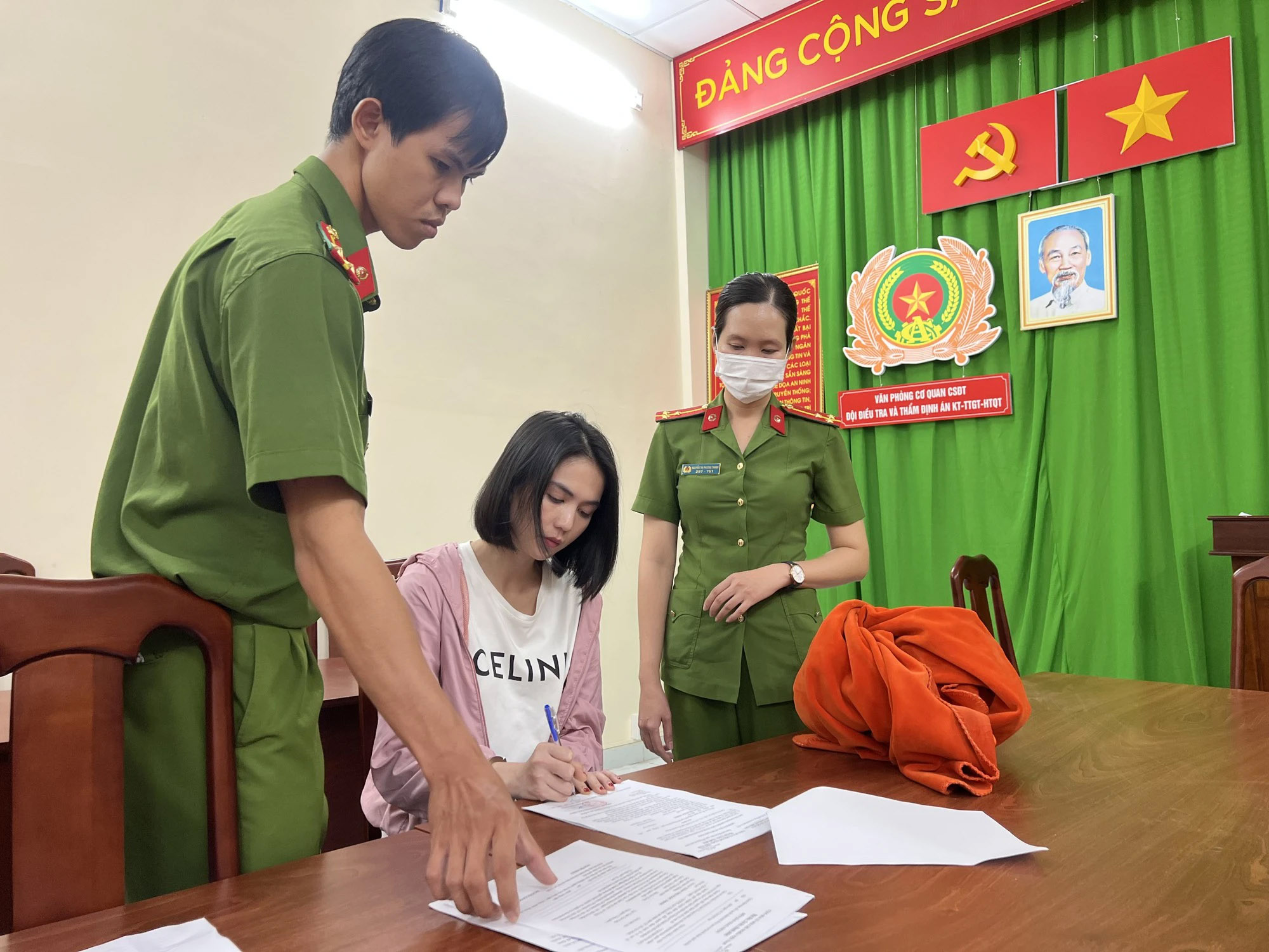 Vì sao bắt khẩn cấp Ngọc Trinh, cấm Trần Xuân Đông đi khỏi nơi cư trú?-2