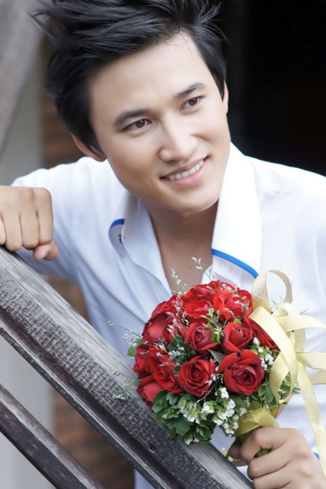 Nam thần màn ảnh Việt cưới bạn trai kém 6 tuổi, tổ chức đám hỏi lớn nhất nhì miền Tây-1