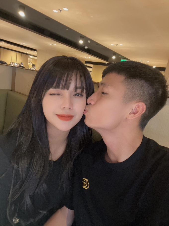 Cầu thủ nổi tiếng cưới tiểu thư: Tặng nhà và xe sang khi vợ nói thích, nể nhất là cách xử lý khi hôn nhân có biến-3