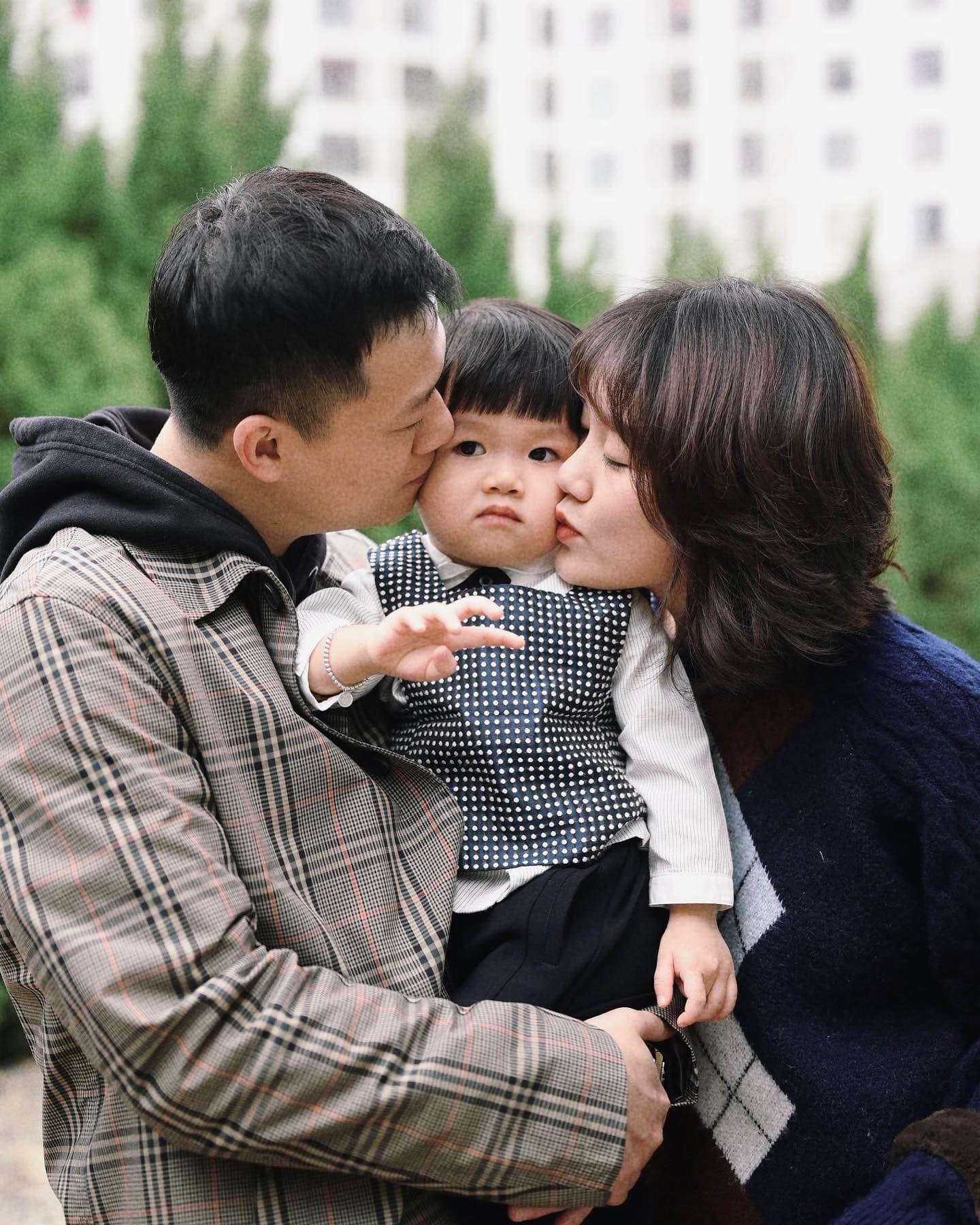 Vợ trẻ như học sinh cấp 3 của MC Trần Ngọc Đường lên đỉnh Olympia-4