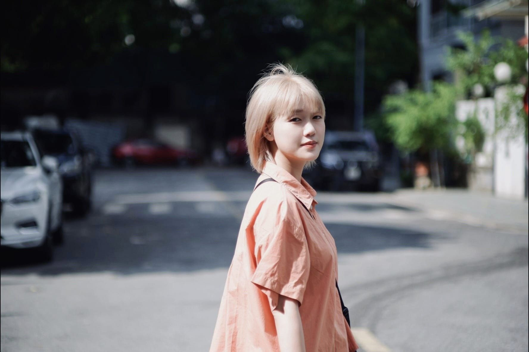 Vợ trẻ như học sinh cấp 3 của MC Trần Ngọc Đường lên đỉnh Olympia-9