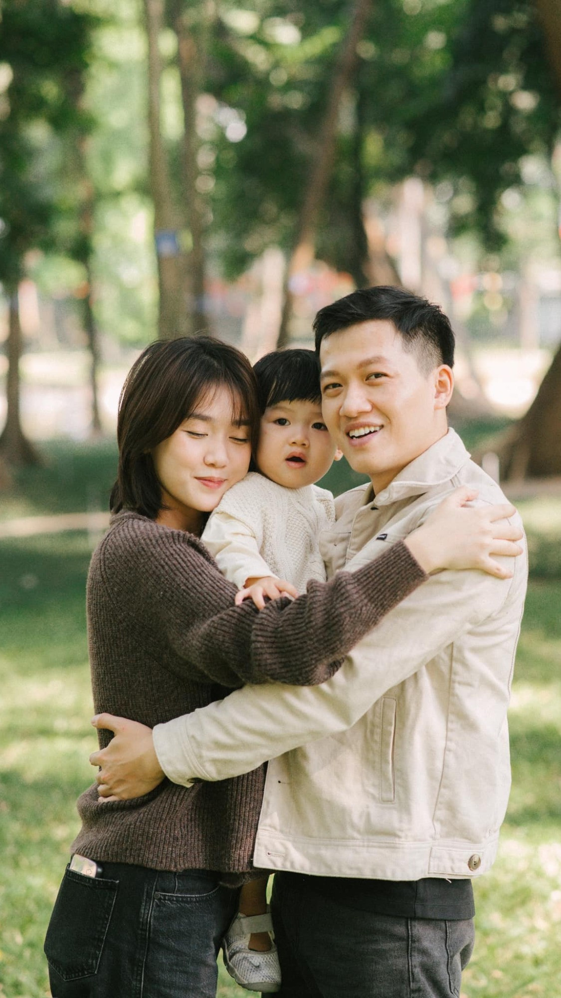 Vợ trẻ như học sinh cấp 3 của MC Trần Ngọc Đường lên đỉnh Olympia-14