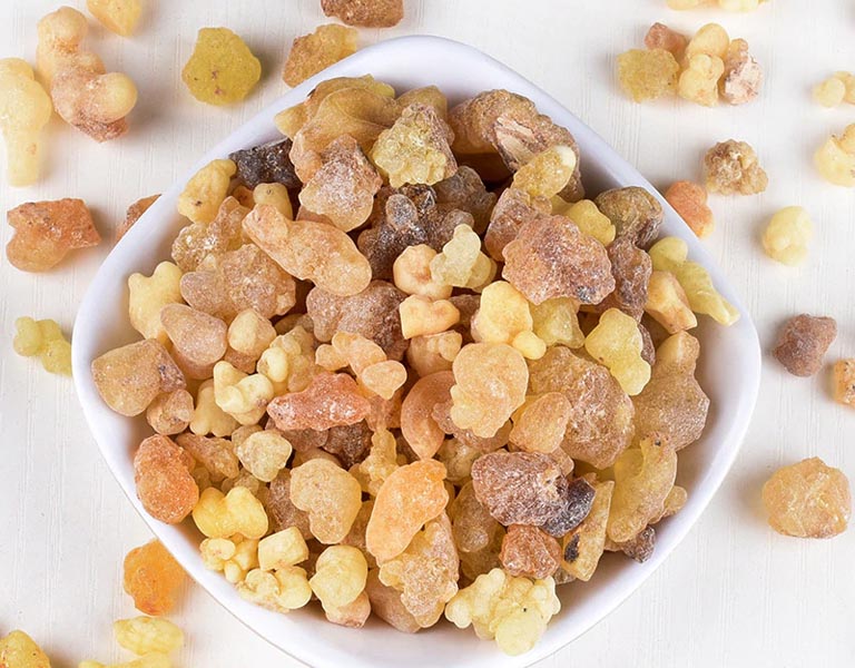 4 mùi hương đắt đỏ nhất thế giới, nghe mùi như đang hít triệu đô vào phổi-2