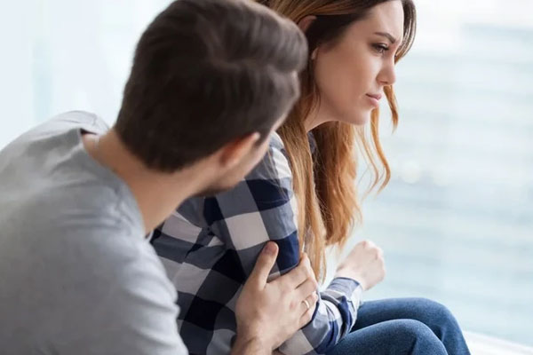 Tủi thân vì chồng quên tặng quà vợ nhân ngày 20/10-2