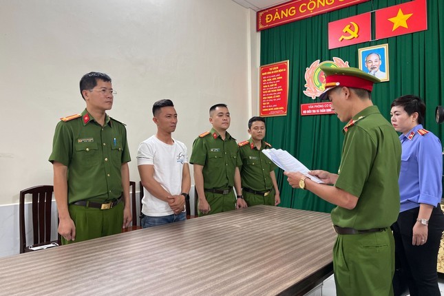 Người mẫu Ngọc Trinh sẽ đối diện hình phạt nào, ê kíp giúp sức có bị xử lý?-2