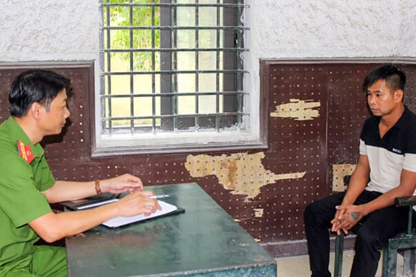 Kẻ giết người ở nước ngoài sa lưới sau khi lẩn trốn về Việt Nam-1