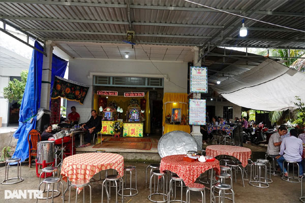 Con trai 14 tuổi khai bỏ chất độc vào sữa làm cha và bà nội tử vong-1