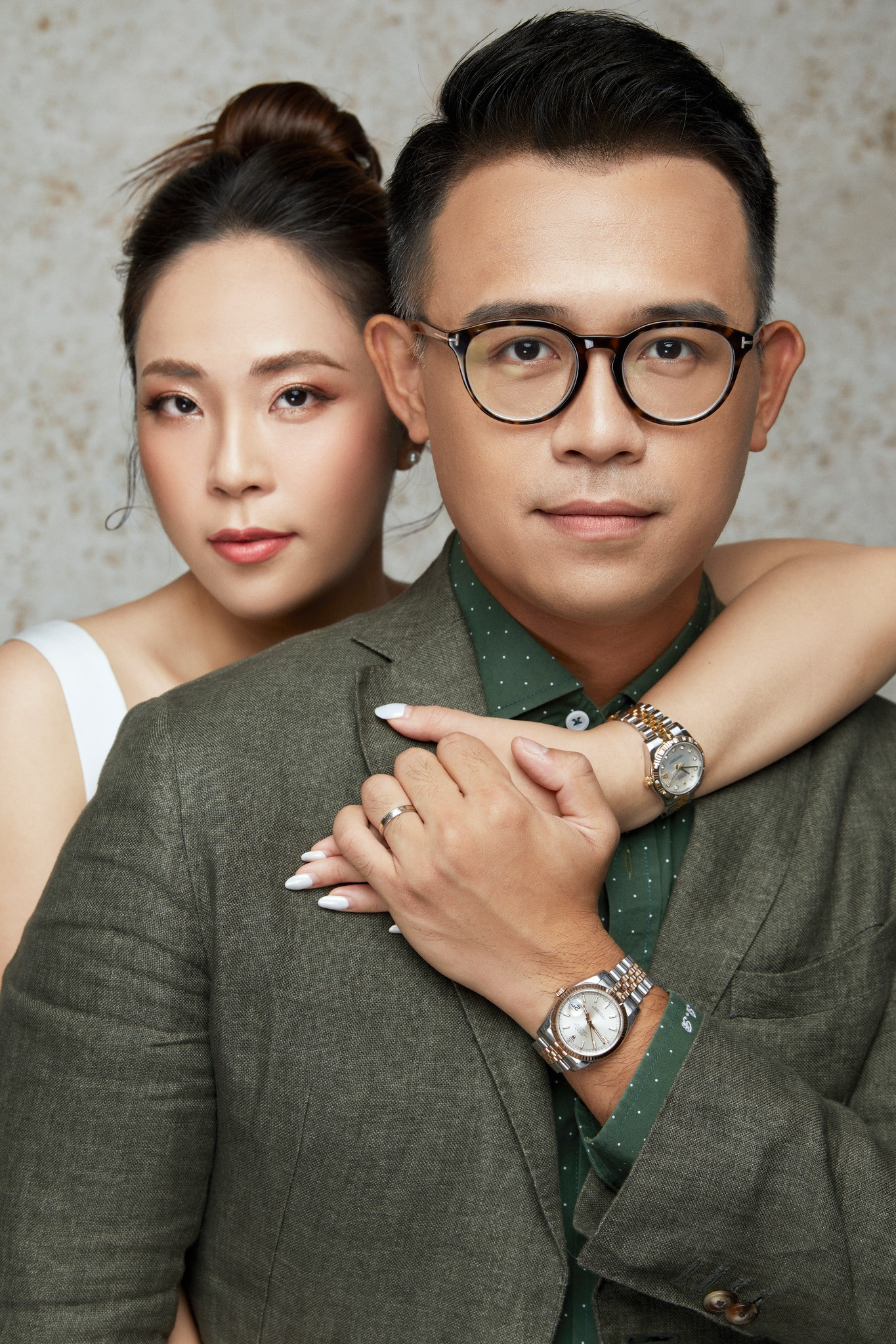 Vợ kém 5 tuổi là trợ thủ đắc lực của MC Đức Bảo Vietnam Idol 2023-9