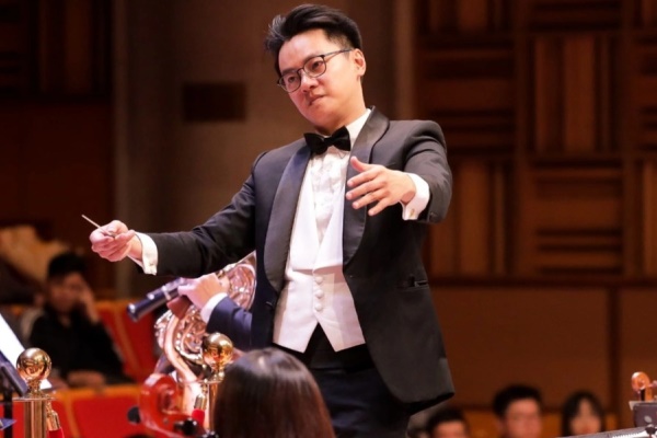 Ảnh hiếm thời còn đi học của chồng Thanh Hằng-9