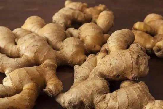 Kiên trì ăn 1 lát gừng tươi mỗi sáng, 3 điều thần kỳ sẽ tự tìm tới bạn