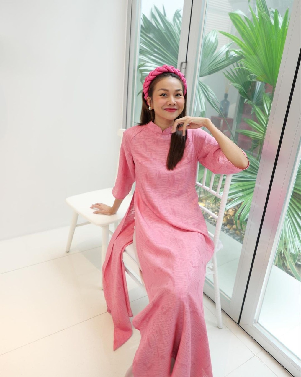 Gu thời trang sành điệu không tuổi của siêu mẫu Thanh Hằng-10