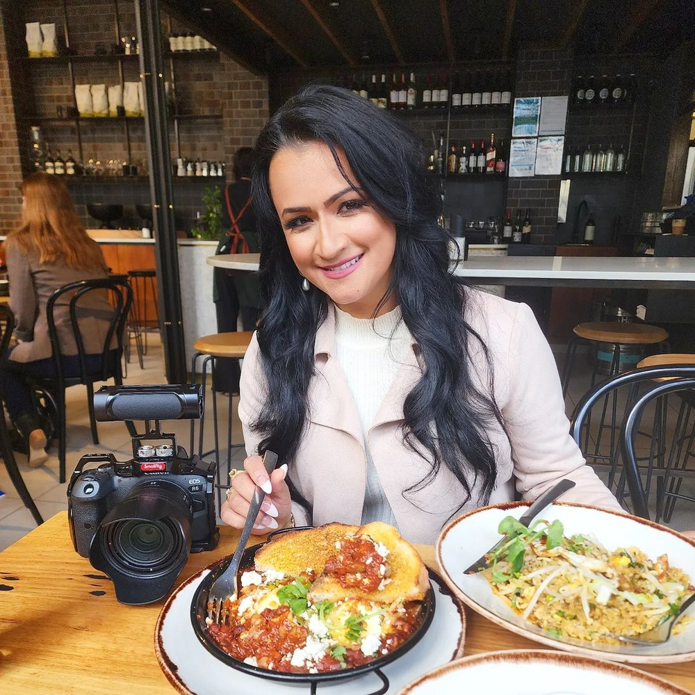 Cô gái kiếm 12 triệu/tháng nhờ dịch vụ chia nửa giường ngủ: Khách hàng phải theo nguyên tắc đặc biệt-1