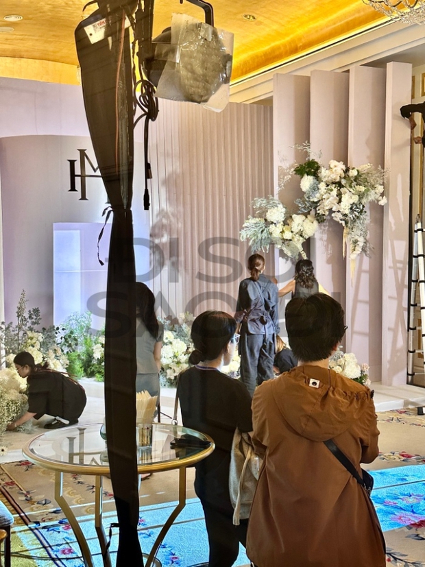 Hé lộ cận không gian tiệc cưới và 1 quy định cực khắt khe của Thanh Hằng cùng chồng nhạc trưởng-2