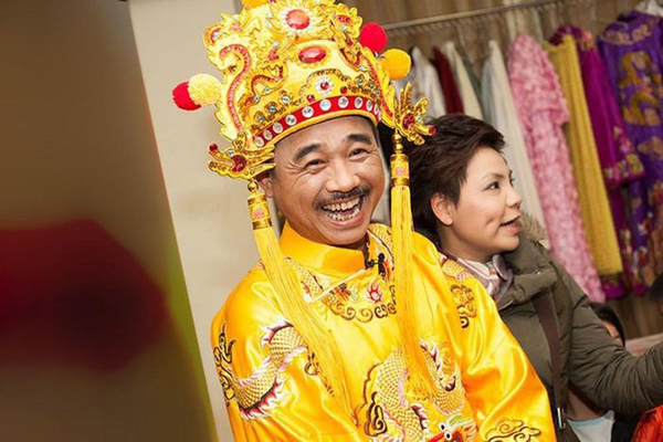 Nam diễn viên đóng Ngọc Hoàng Táo quân, 61 tuổi không vợ con, chấp nhận về già đau đớn không ai chăm sóc-1