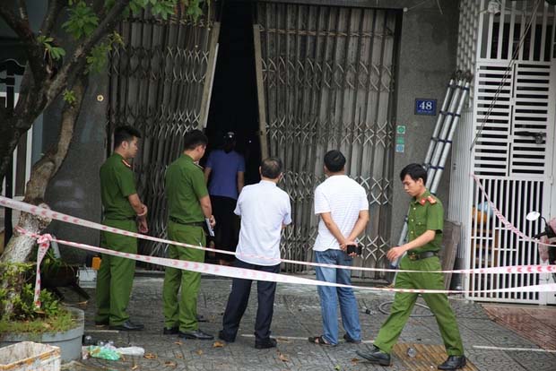 Cháy nhà ở Đà Nẵng, chồng chết, vợ và con nguy kịch-1