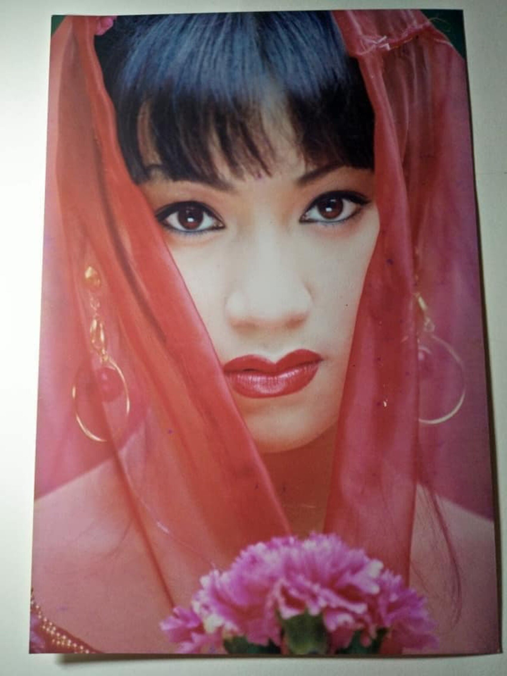 Loạt ảnh hiếm 30 năm trước của Nữ hoàng ảnh lịch nóng bỏng nhất Y Phụng-17