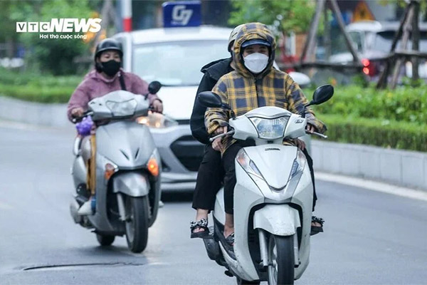 Giải cứu thanh niên bị chủ nợ nhốt trong phòng trọ ở Bình Dương-2