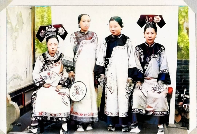 Ảnh màu hiếm cuối thời nhà Thanh: Cận cảnh đám cưới nhà quý tộc, hé lộ nhan sắc tam muội của vua Phổ Nghi-3