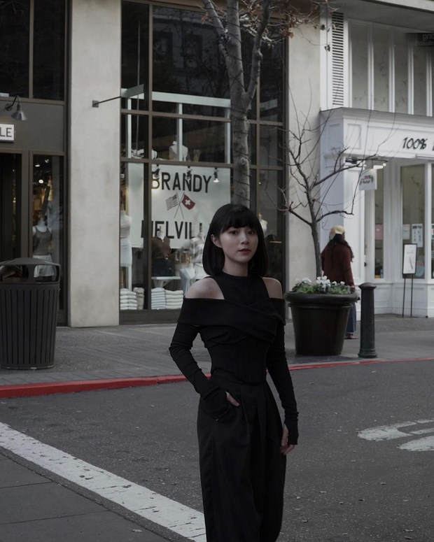 Rich kid làm mẹ: Săn sale được bộ đồ 35k vừa xinh vừa rẻ cho con, thậm chí còn vui hơn cả mua đồ hiệu”-1