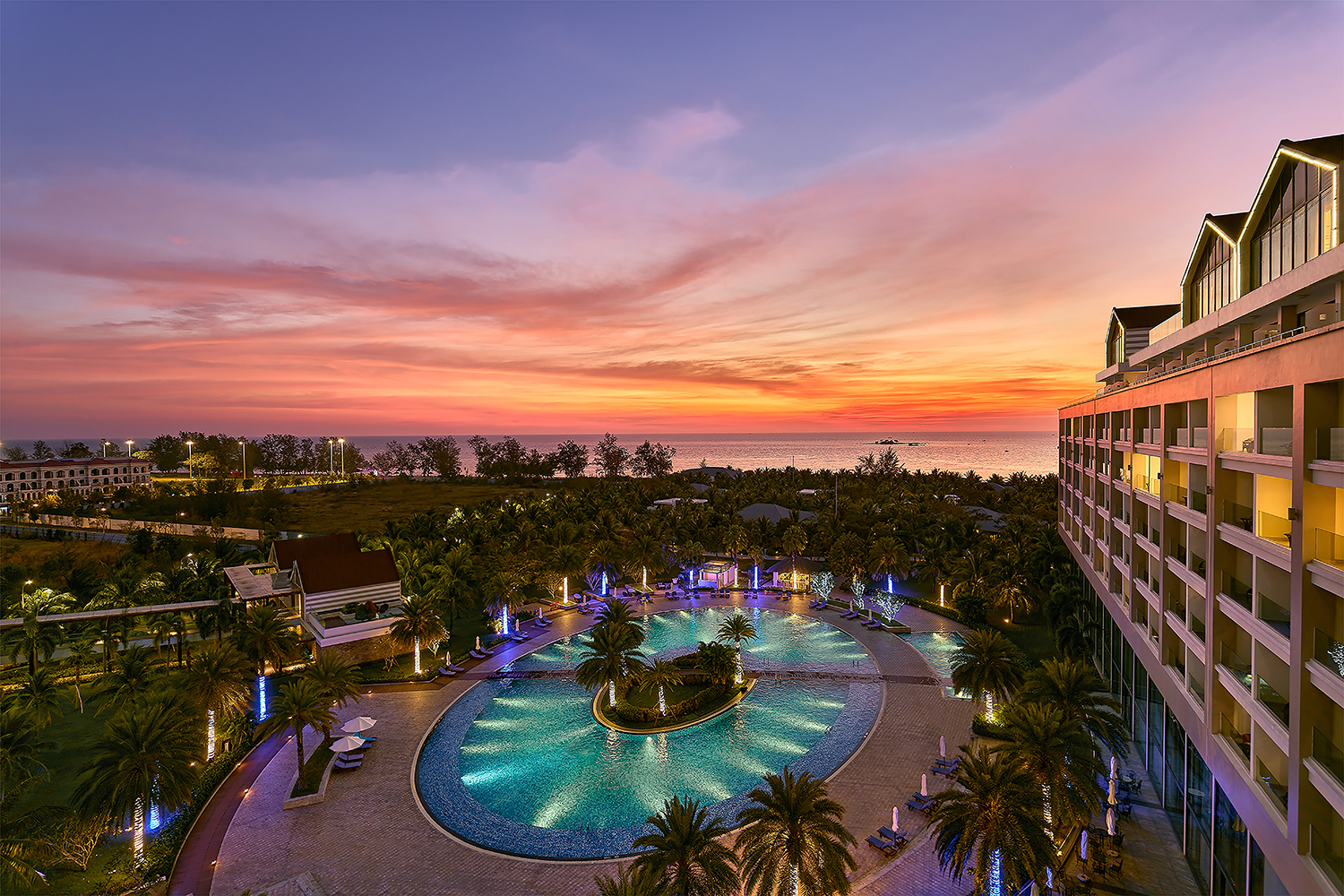 Radisson Hotel Group giành 3 giải thưởng danh giá-2