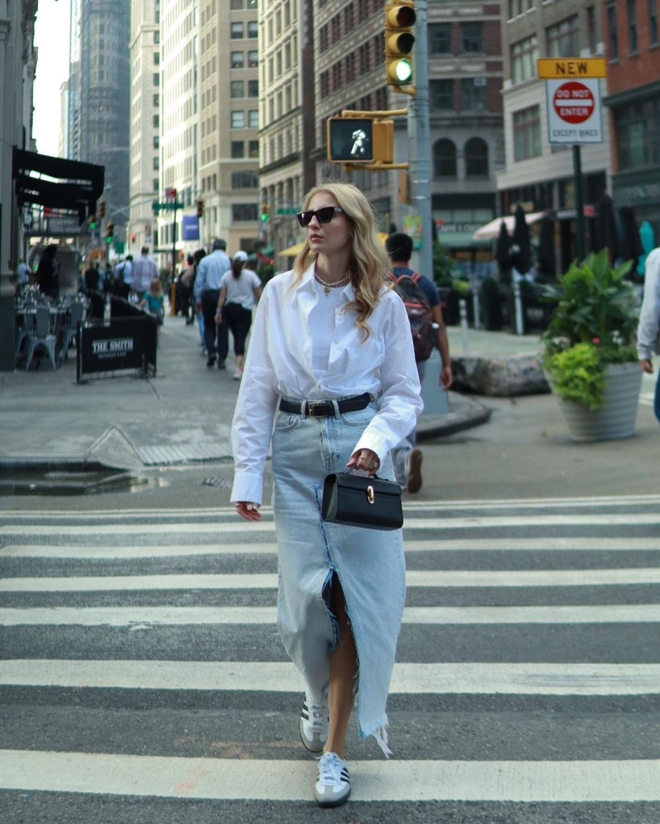 Nàng blogger người Anh nổi tiếng trên Instagram vì gu thời trang toát ra mùi giàu có-4