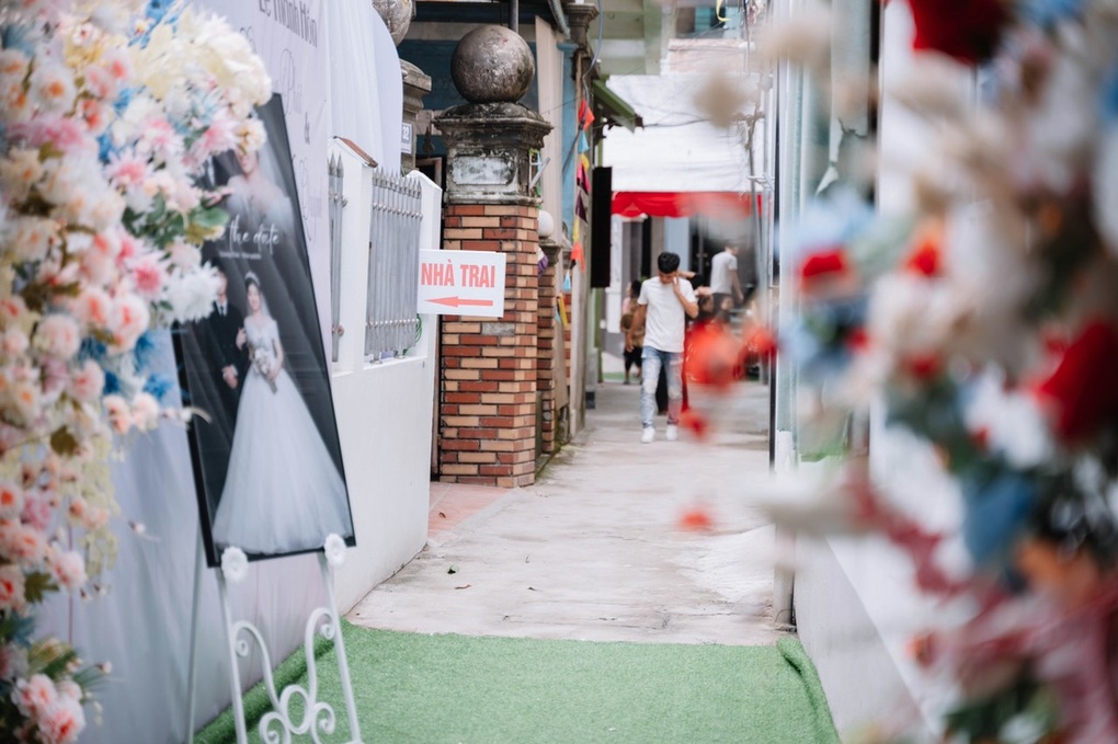 Chuyện tình định mệnh Hà Nội: Nhà trai đối diện nhà gái, rước dâu 5 phút-1