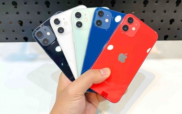 iPhone 8, 12, 13 mini giá rẻ như cho: Loại nào không nên mua?-4