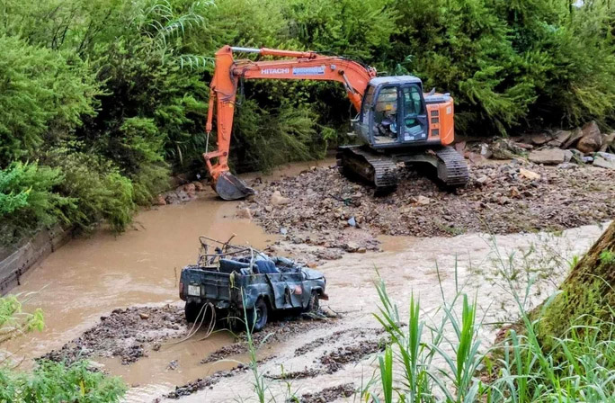 Lũ cuốn trôi 4 du khách Hàn Quốc và tài xế ở Làng Cù Lần-3