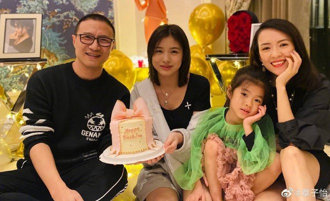 Cuộc hôn nhân bị gọi là giả tạo của Chương Tử Di và nam ca sĩ đã có hai đời vợ-5