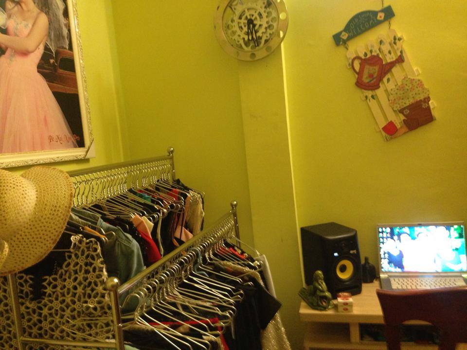 Bất ngờ về ngôi nhà trong hẻm nhỏ của nàng Á hậu bắt được hoa cưới từ Thanh Hằng-9