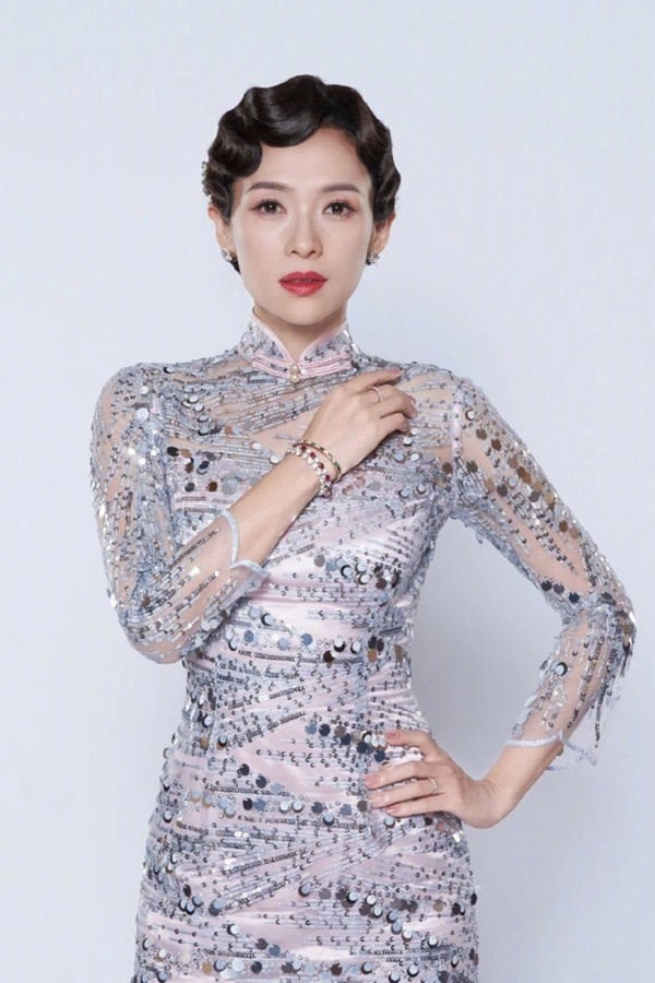 Học theo thói quen lành mạnh của Chương Tử Di để ở tuổi 44 vẫn được khen trẻ lâu với làn da căng mọng-3