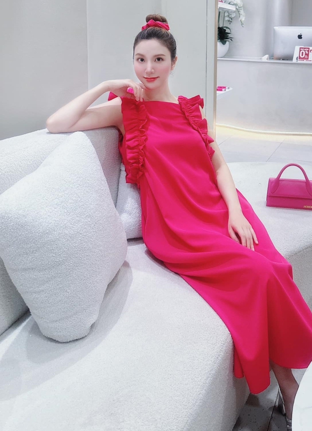 Tụ họp hội chị em sang chảnh, Linh Rin và Hạnh Sino cùng nhau để lộ bụng bầu lớn?-5