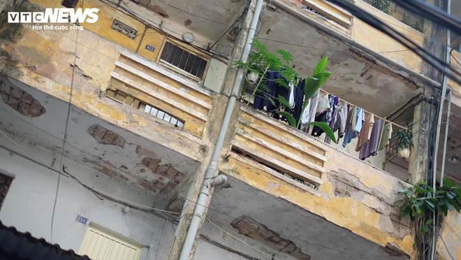 Cảnh sống khổ cực khó tin trong khu tập thể đất vàng giữa lòng Hà Nội-4