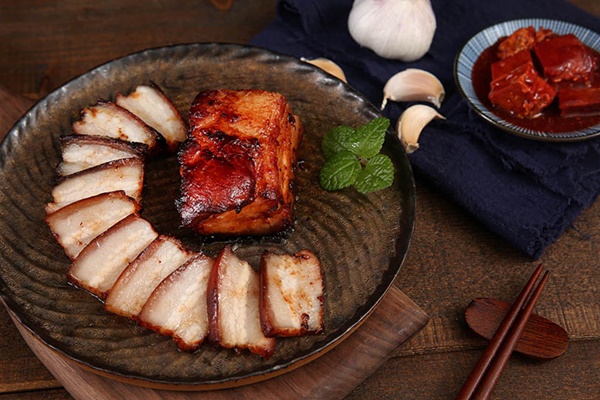 Loạt mâm cơm 20 nghìn đồng gây sốt mạng của người phụ nữ Hà Nội-7